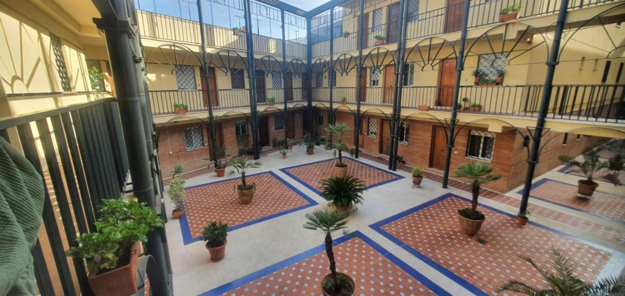 Estudio Sevilla Centro Luaran gambar