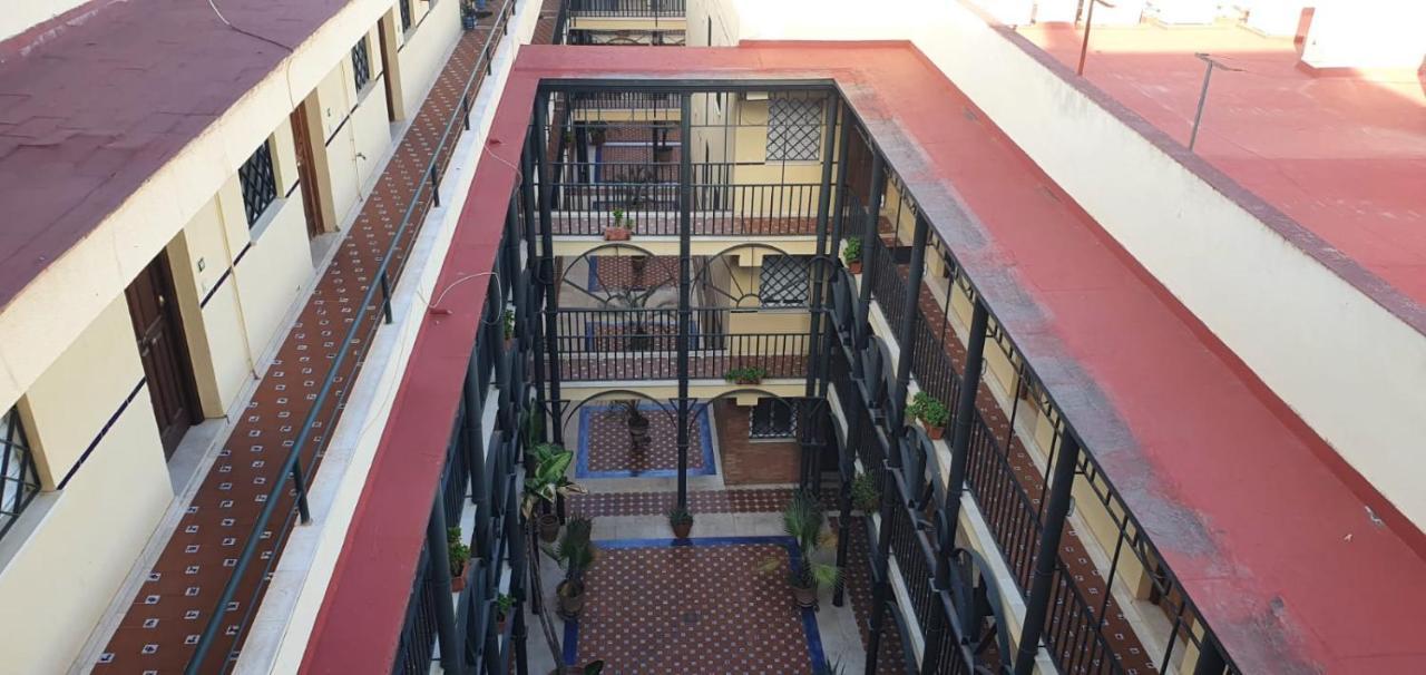 Estudio Sevilla Centro Luaran gambar